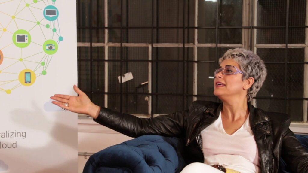 Who can benefit from mimik edgeCloud?